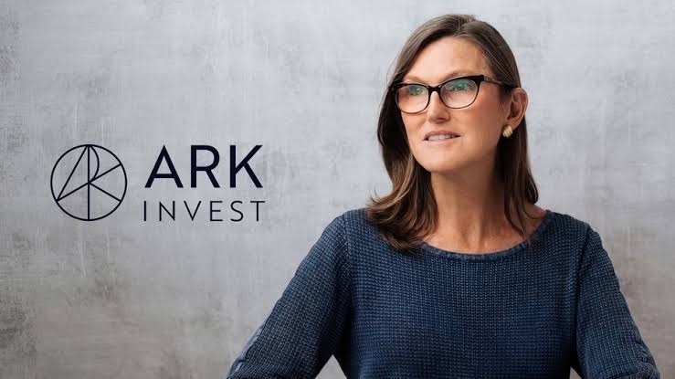 [Crypto360]伴隨著比特幣再度觸及 4.3 萬(wàn)美金，Cathie Wood 的 Ark In