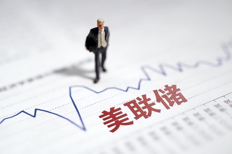 美國瘋狂加息，為什么收割不了中國人？終于有人講清楚了